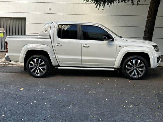 VOLKSWAGEN AMAROK 3.0 V6 TDI DIESEL HIGHLINE EXTREME CD 4MOTION AUTOMÁTICO VOLKSWAGEN AMAROK 3.0 V6 TDI DIESEL HIGHLINE EXTREME CD 4MOTION AUTOMÁTICO